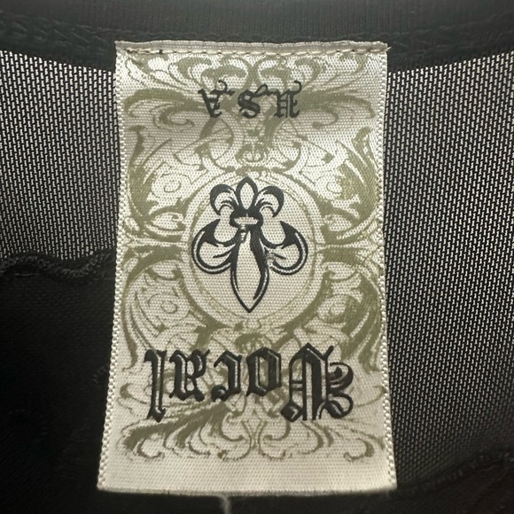 Vocal USA Long Sleeve Mesh Neckline Floral Textured Top Size Large Black - Picture 3 of 4